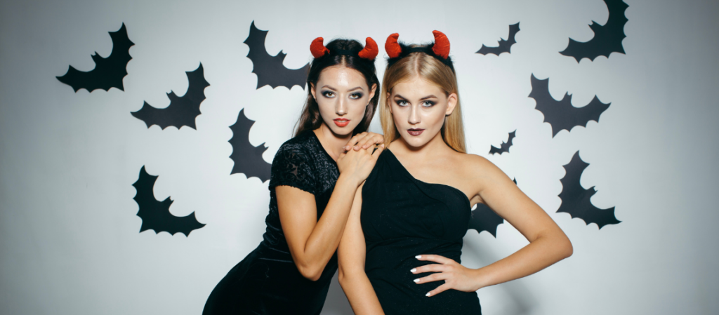 lesbian couple halloween costumes