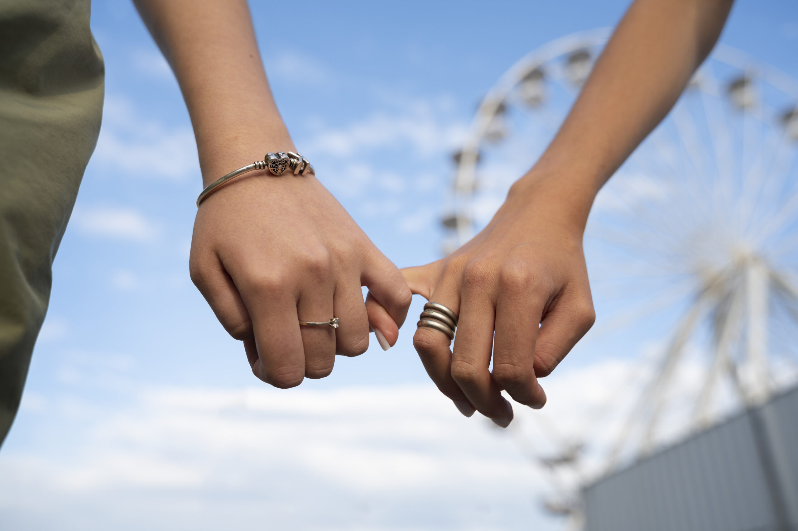 lesbian rings